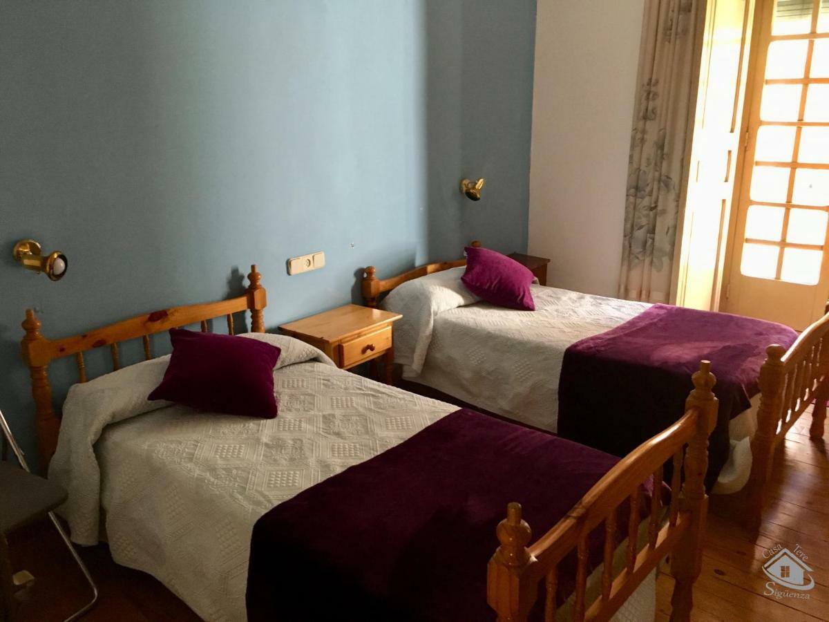 Casa Tere Apartment ซีเกว็นซา ภายนอก รูปภาพ